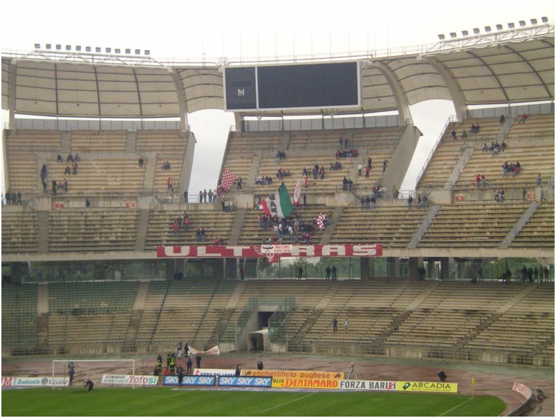 Bari - Arezzo 07.11.2004 040